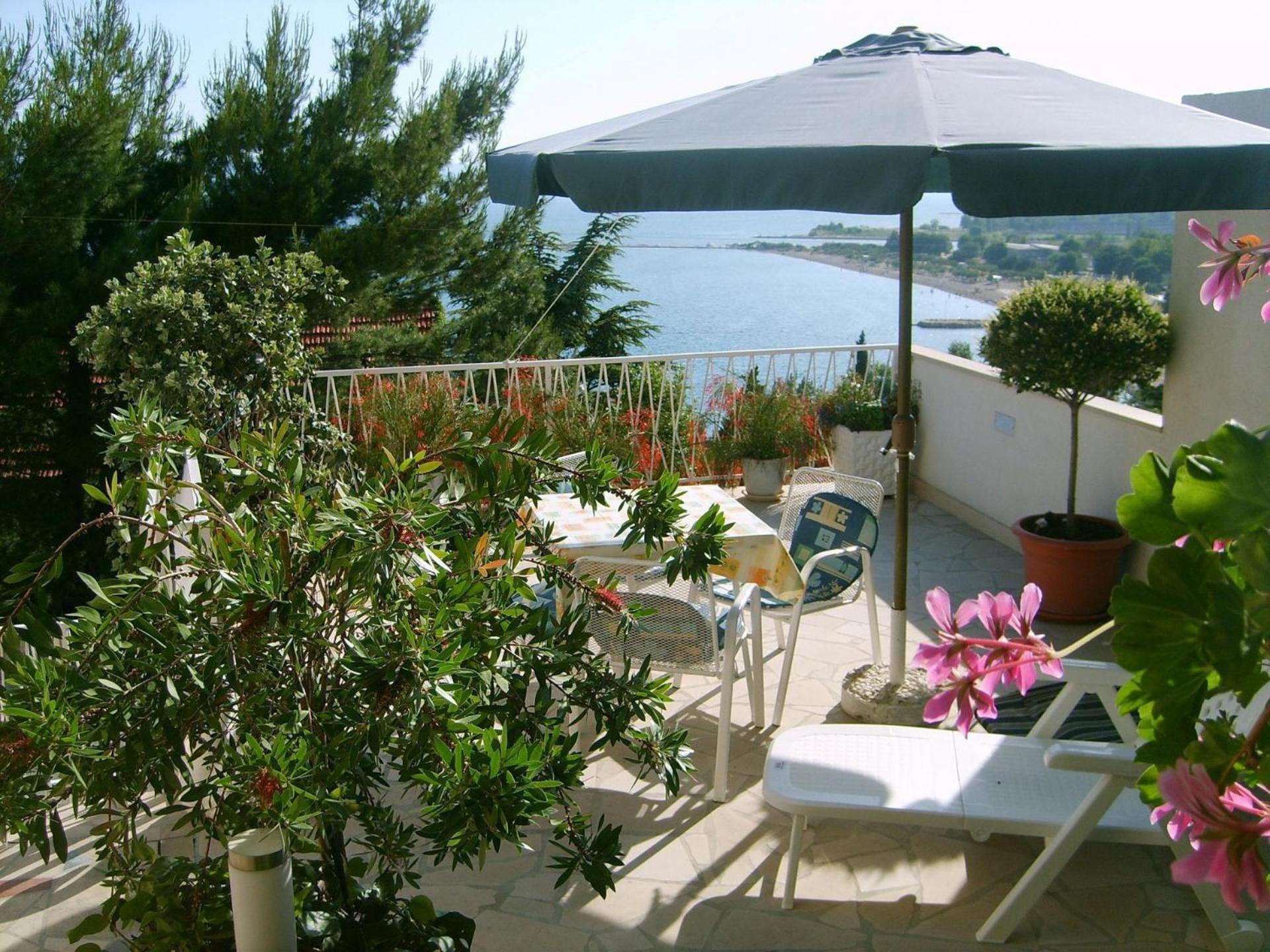 Apartments Ivan - With Parking Omiš Екстериор снимка