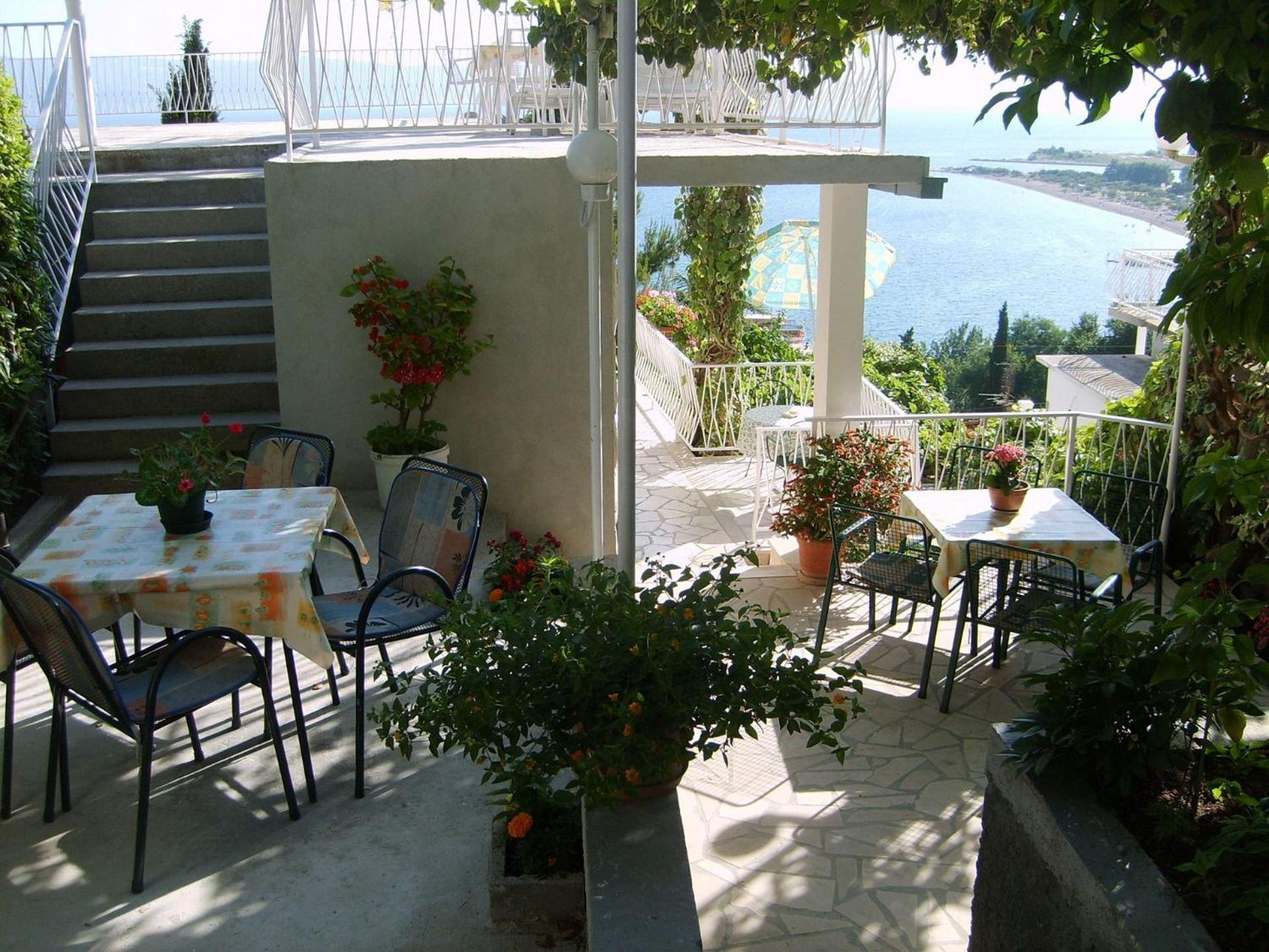 Apartments Ivan - With Parking Omiš Екстериор снимка