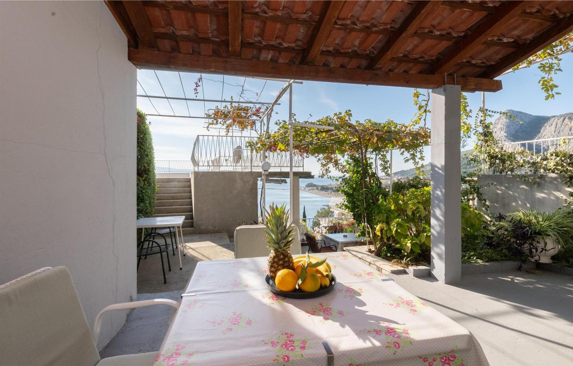 Apartments Ivan - With Parking Omiš Екстериор снимка